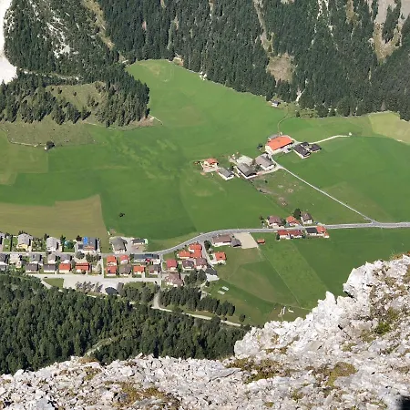 Auenhof Apartamento *