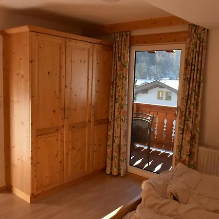 Auenhof Apartamento Gschnitz