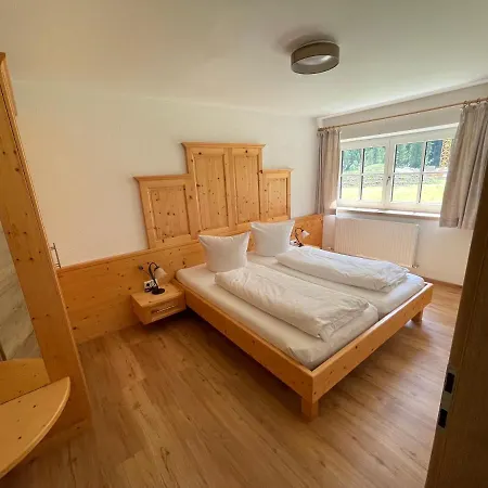 Auenhof Apartamento *
